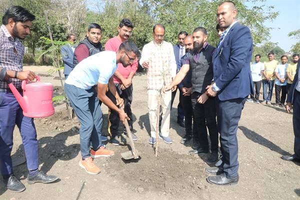 डिप्रेशन के बारे में जन-जागरूकता के प्रयास महत्वपूर्ण: शिवराज सिंह चौहान