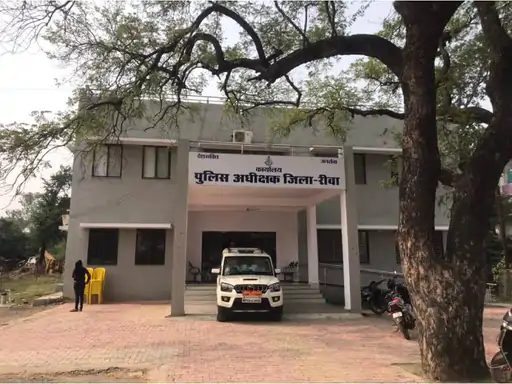 रीवा पुलिस का कांबिंग गस्त अभियान:रविवार को 89 स्थाई और 108 गिरफ्तारी वारंट तामील, दो इनामी बदमाश भी आए पकड़ में