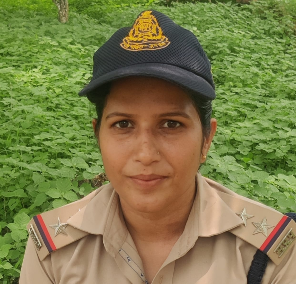 REWA NEWA के संरक्षण में जवा थाना प्रभारी उपनिरीक्षक गीतांजली सिंह पर पुलिस प्रशासन है मेहरवान 1 The Khabardar News image 50